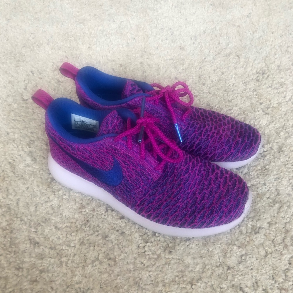 Nike Purple/Blue Roshe Sneaker (Size 6) - Picture 3 of 8